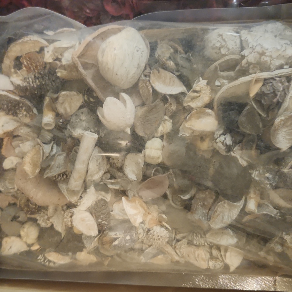 Custom Potpourri - Picture 2 of 6